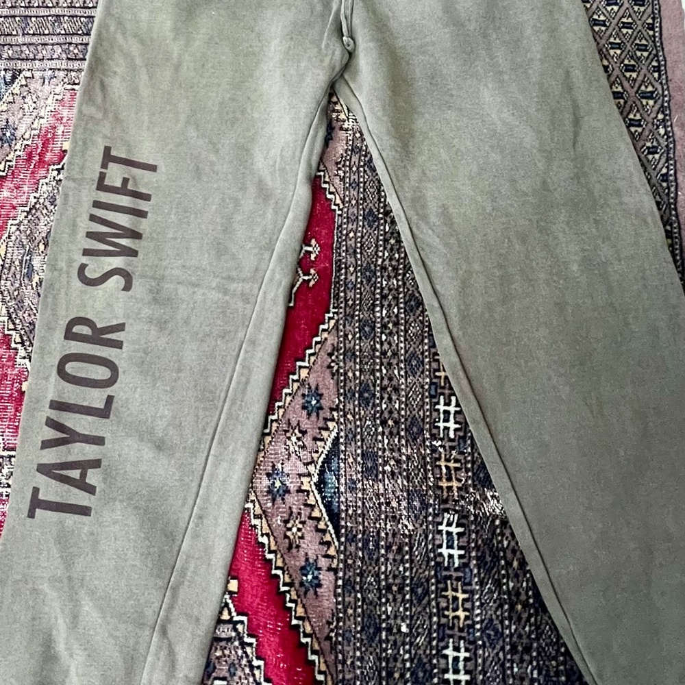 Sweatpants